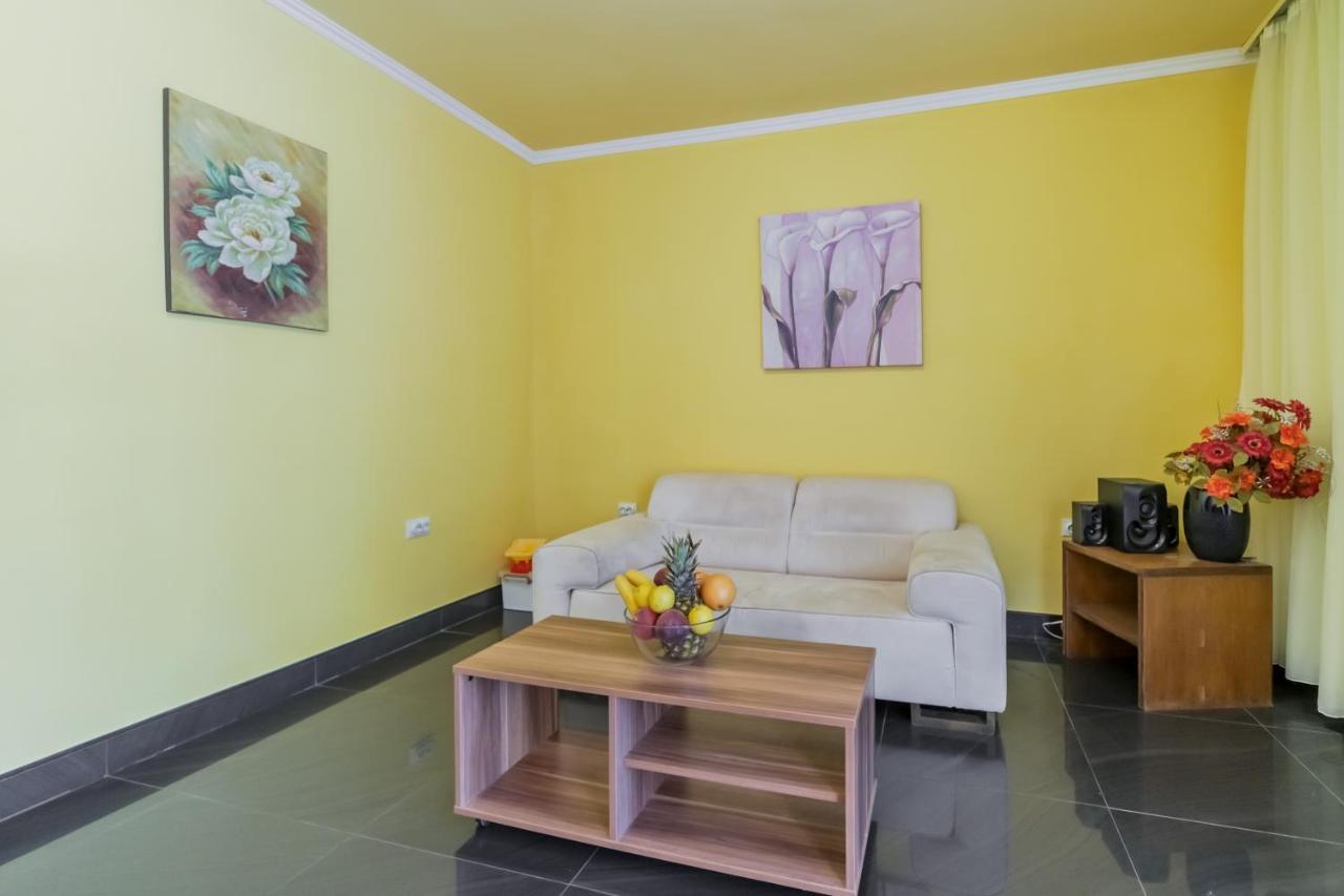 Villa Tivat Exterior photo